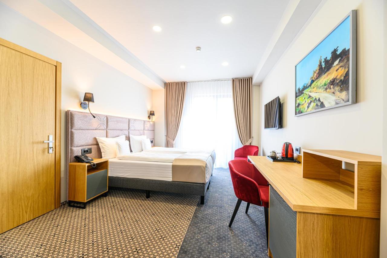 Hotel Dukat 4*