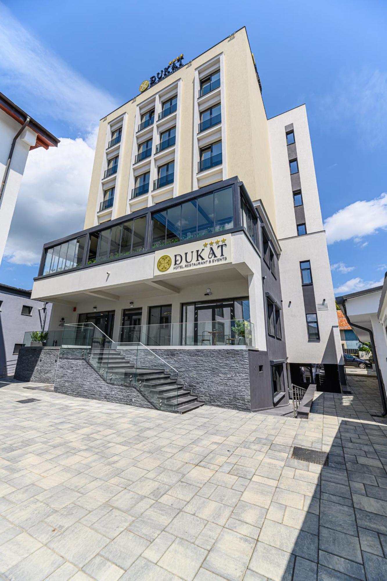 Dukat Hotel 4*